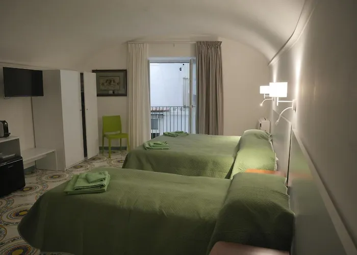 Πανσιόν Amendola Dream 3*